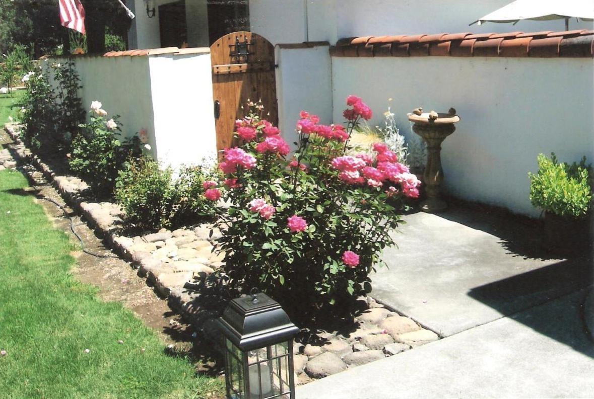 Spanish Villa Inn 세인트 헬레나 외부 사진