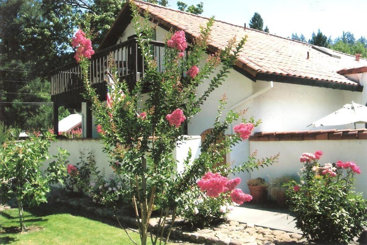 Spanish Villa Inn 세인트 헬레나 외부 사진