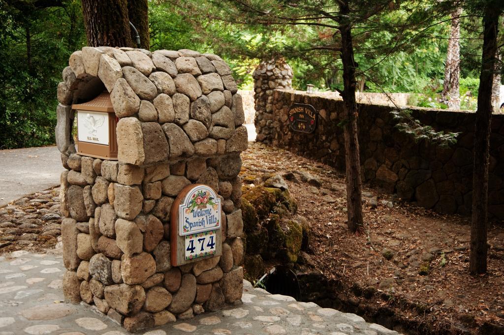 Spanish Villa Inn 세인트 헬레나 외부 사진